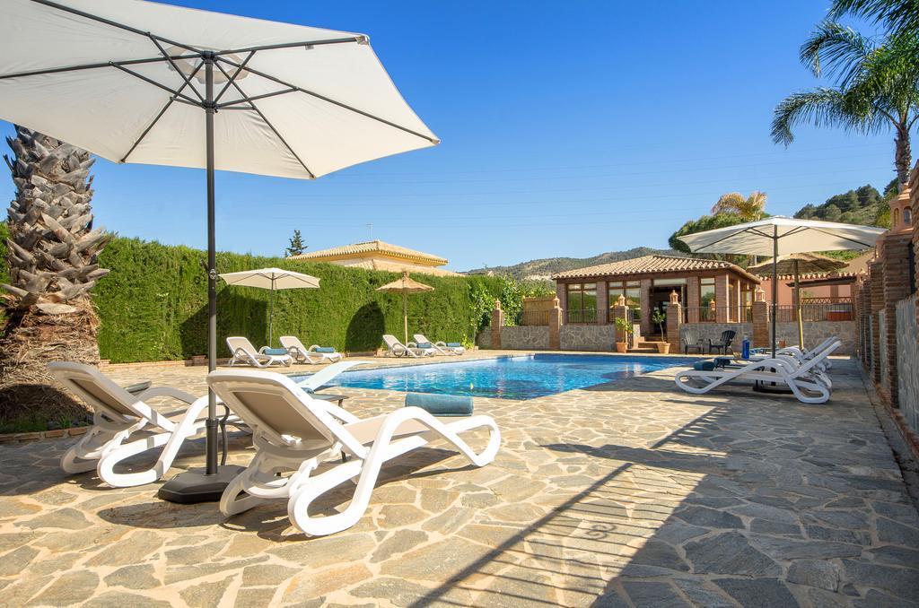 Alhaurín de la Torre Villa Conmigo Bed & Breakfast מראה חיצוני תמונה