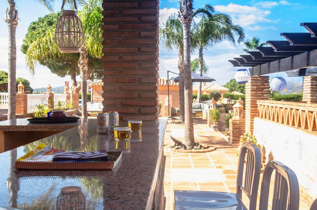 Alhaurín de la Torre Villa Conmigo Bed & Breakfast מראה חיצוני תמונה