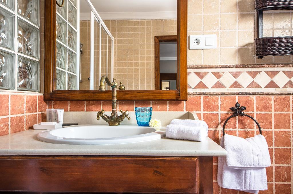 Alhaurín de la Torre Villa Conmigo Bed & Breakfast מראה חיצוני תמונה
