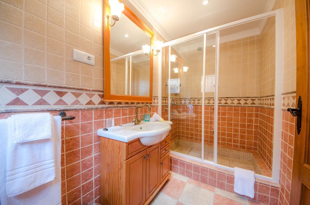 Alhaurín de la Torre Villa Conmigo Bed & Breakfast מראה חיצוני תמונה