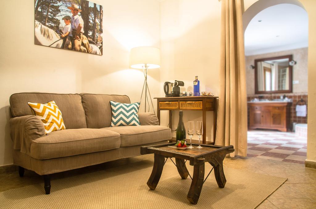 Alhaurín de la Torre Villa Conmigo Bed & Breakfast מראה חיצוני תמונה