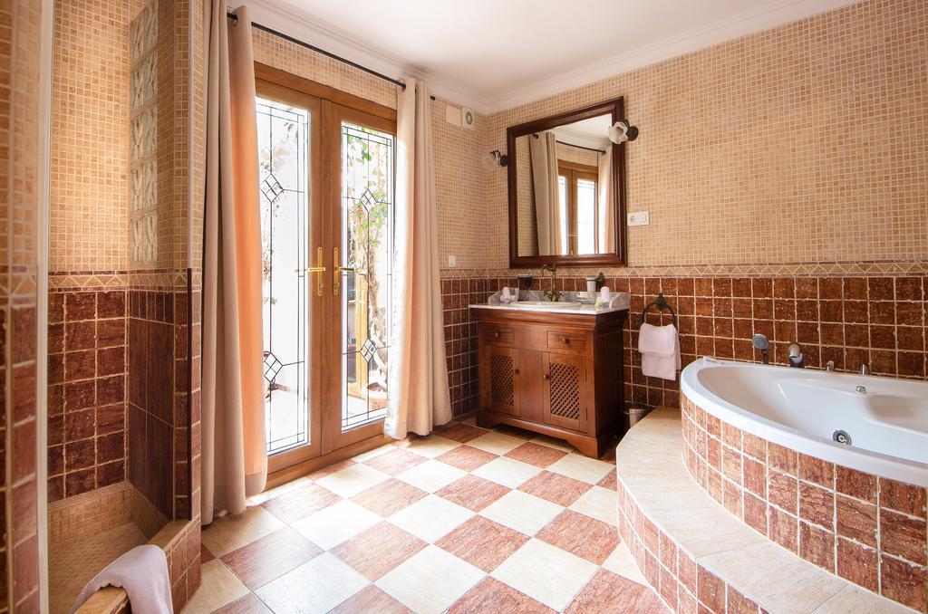 Alhaurín de la Torre Villa Conmigo Bed & Breakfast מראה חיצוני תמונה